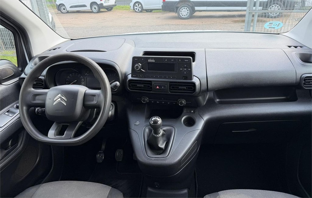 Foto 11 CITROEN-BERLINGO COMBI 5  S&S LIVE 3LKX