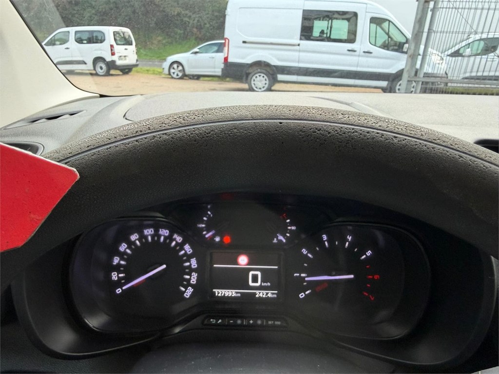 Foto 19 CITROEN-BERLINGO COMBI 5  S&S LIVE 3LKX