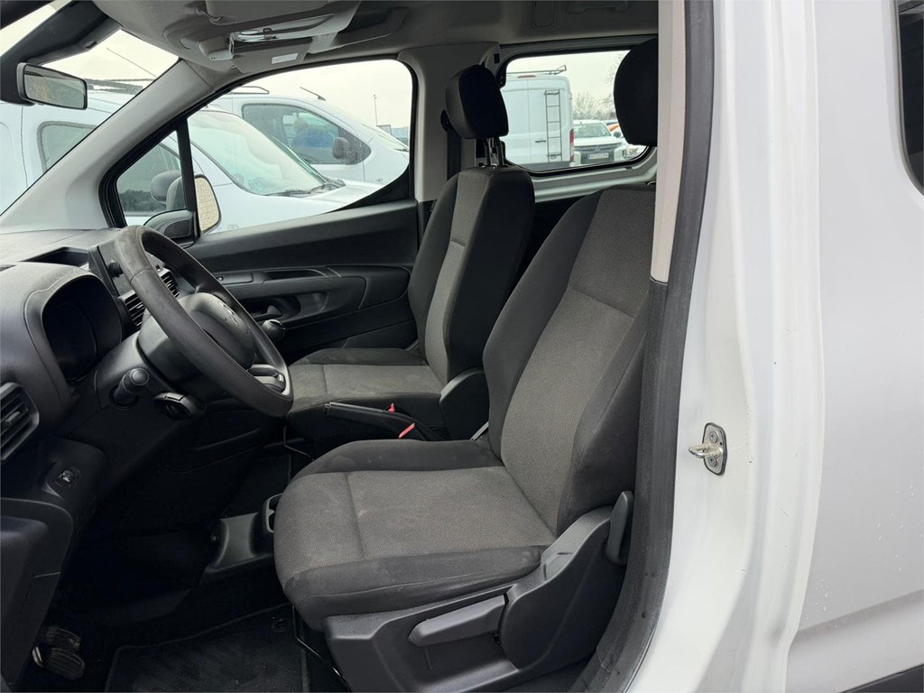 Foto 9 CITROEN-BERLINGO COMBI 5  S&S LIVE 3LKX