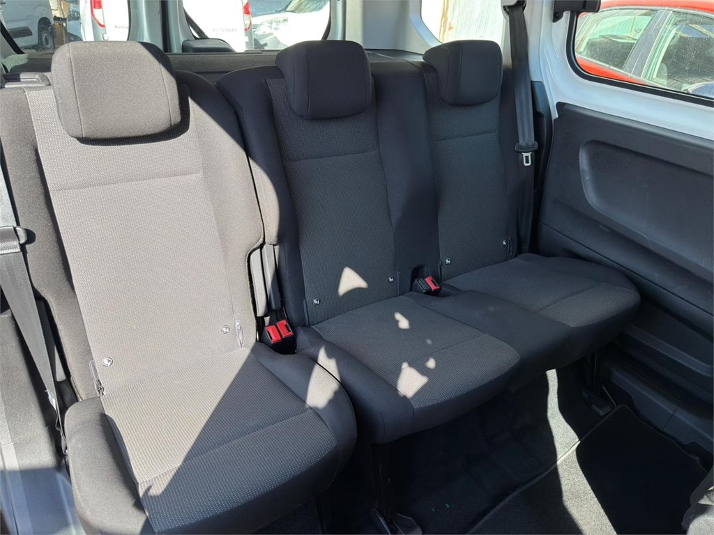 Foto 10 CITROEN-BERLINGO COMBI 5 S&S LIVE 7LLH