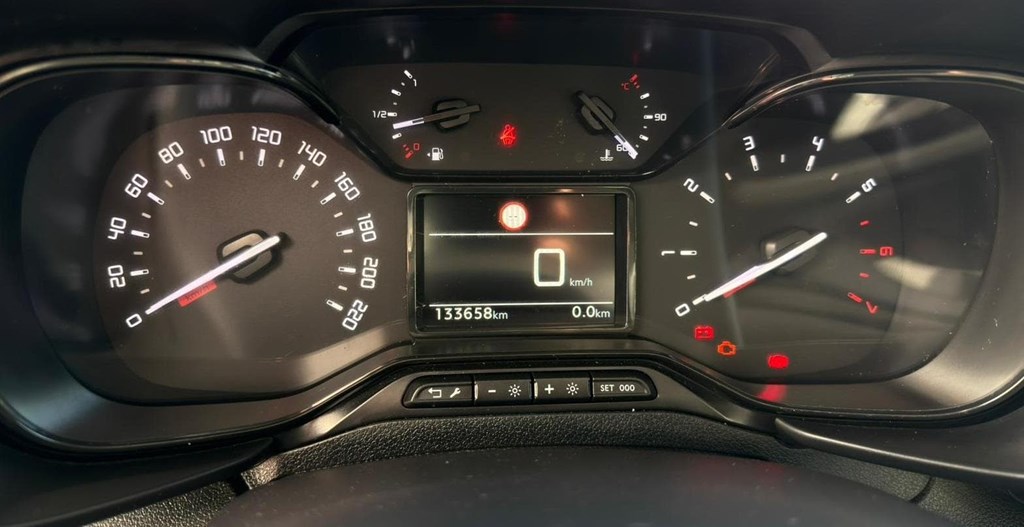 Foto 12 CITROEN-BERLINGO COMBI 5 S&S LIVE 7LLH