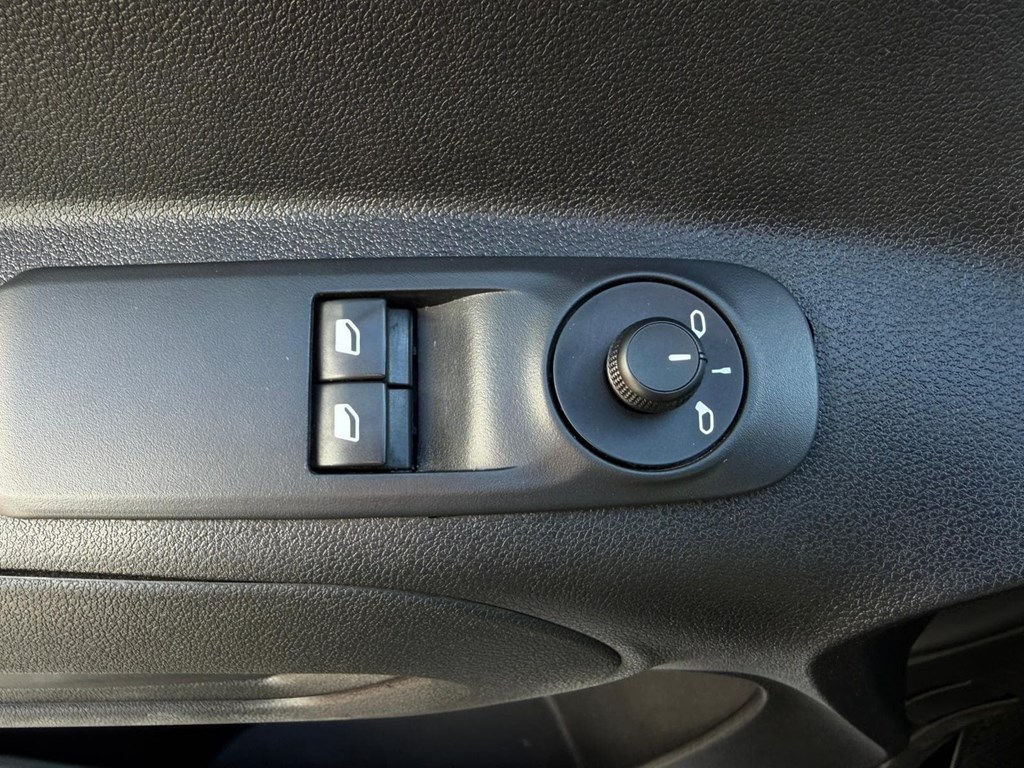Foto 7 CITROEN-BERLINGO COMBI 5 S&S LIVE 7LLH