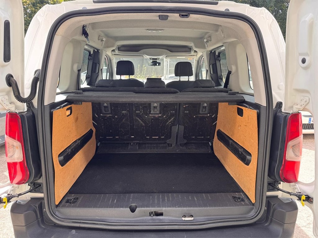 Foto 16 CITROEN-BERLINGO FEEL TALLA M COMBI 5 1KWP