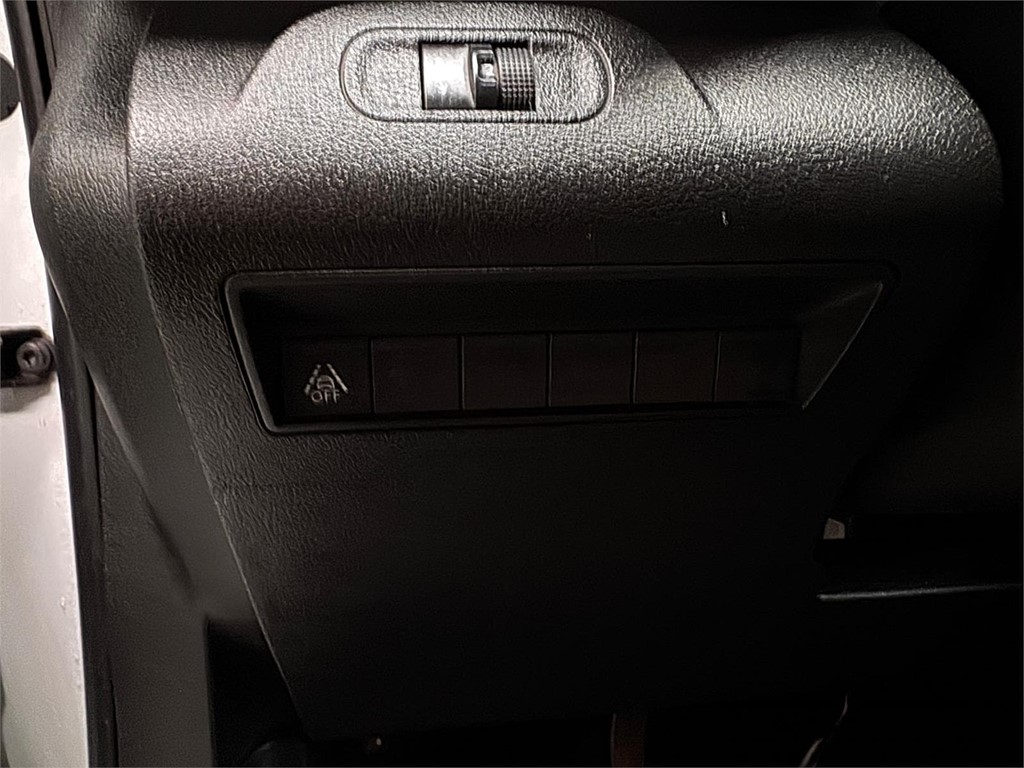 Foto 8 CITROEN-BERLINGO FEEL TALLA M COMBI 5 80LGM