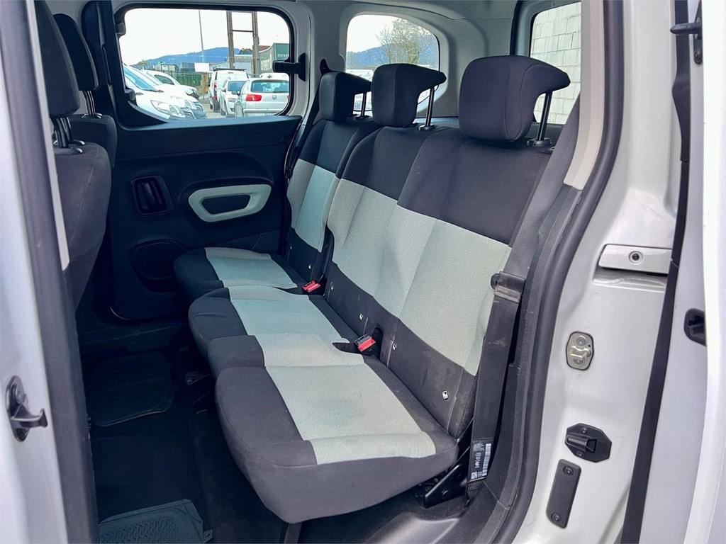 Foto 6 CITROEN-BERLINGO FEEL TALLA M COMBI 5