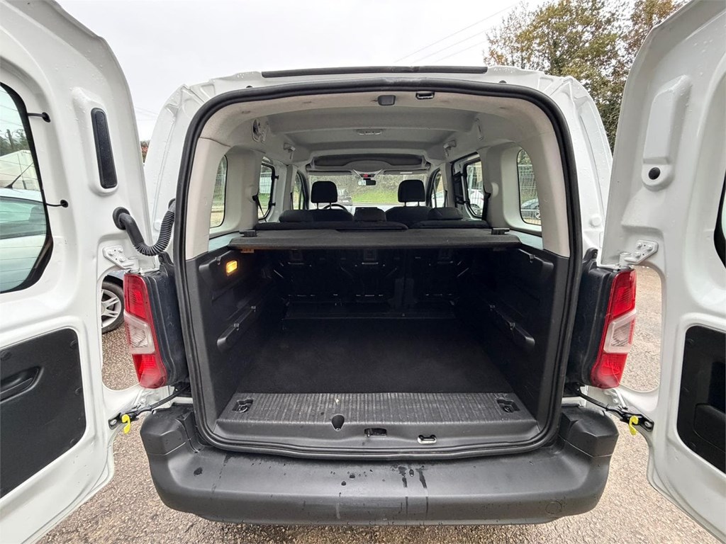 Foto 15 CITROEN-BERLINGO M COMBI 5 77LDB