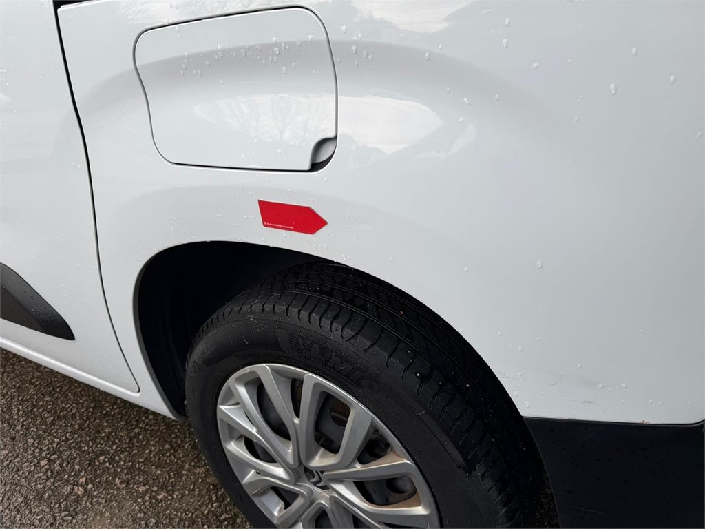 Foto 24 CITROEN-BERLINGO M COMBI 5 PLAZAS 9LZL