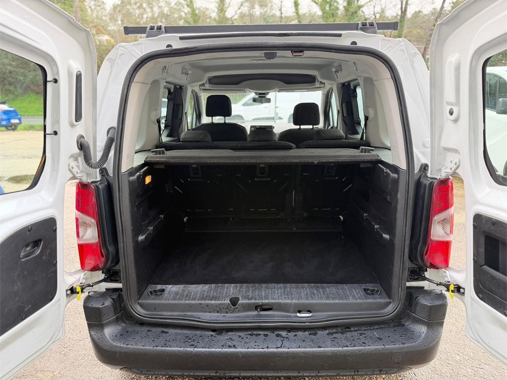 Foto 5 CITROEN-BERLINGO M COMBI 5 PLAZAS 9LZL