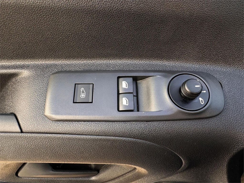 Foto 5 CITROEN-BERLINGO M CONTROL