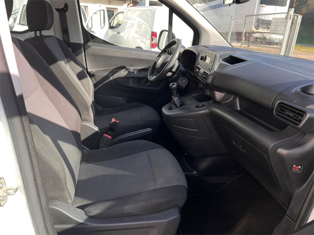 Foto 6 CITROEN-BERLINGO M LIVE COMBI 5 03LBL