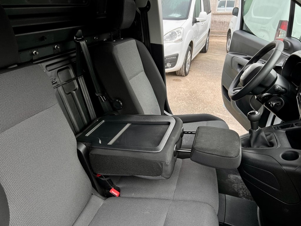 Foto 7 CITROEN-BERLINGO TALLA M 3 PLAZAS LDT