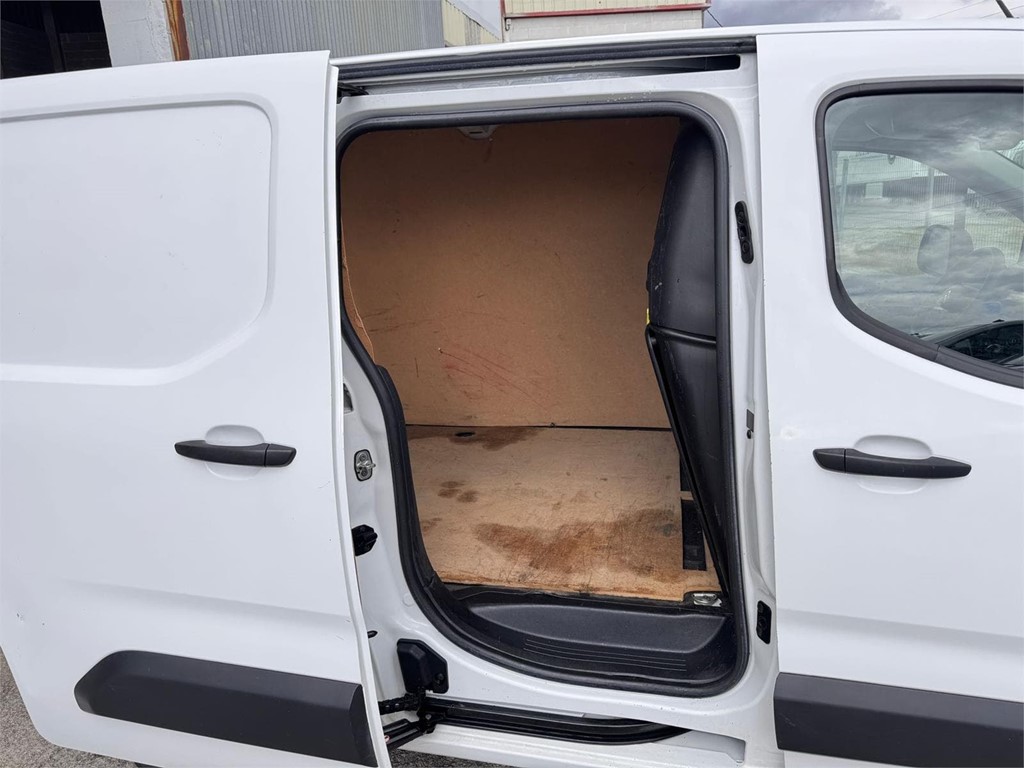 Foto 13 CITROEN-BERLINGO TALLA M 3 PLAZAS MODUWORK LTN 