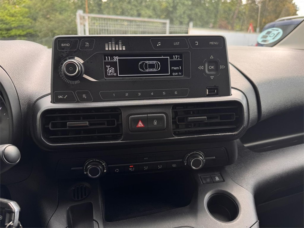 Foto 15 CITROEN-BERLINGO TALLA M 3 PLAZAS MODUWORK LTN 