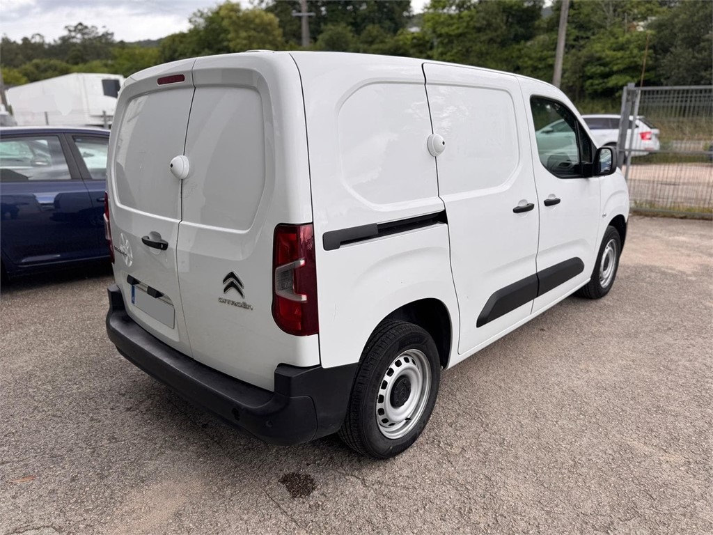 Foto 4 CITROEN-BERLINGO TALLA M 3 PLAZAS MODUWORK LTN 