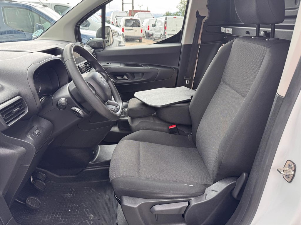 Foto 6 CITROEN-BERLINGO TALLA M 3 PLAZAS MODUWORK LTN 