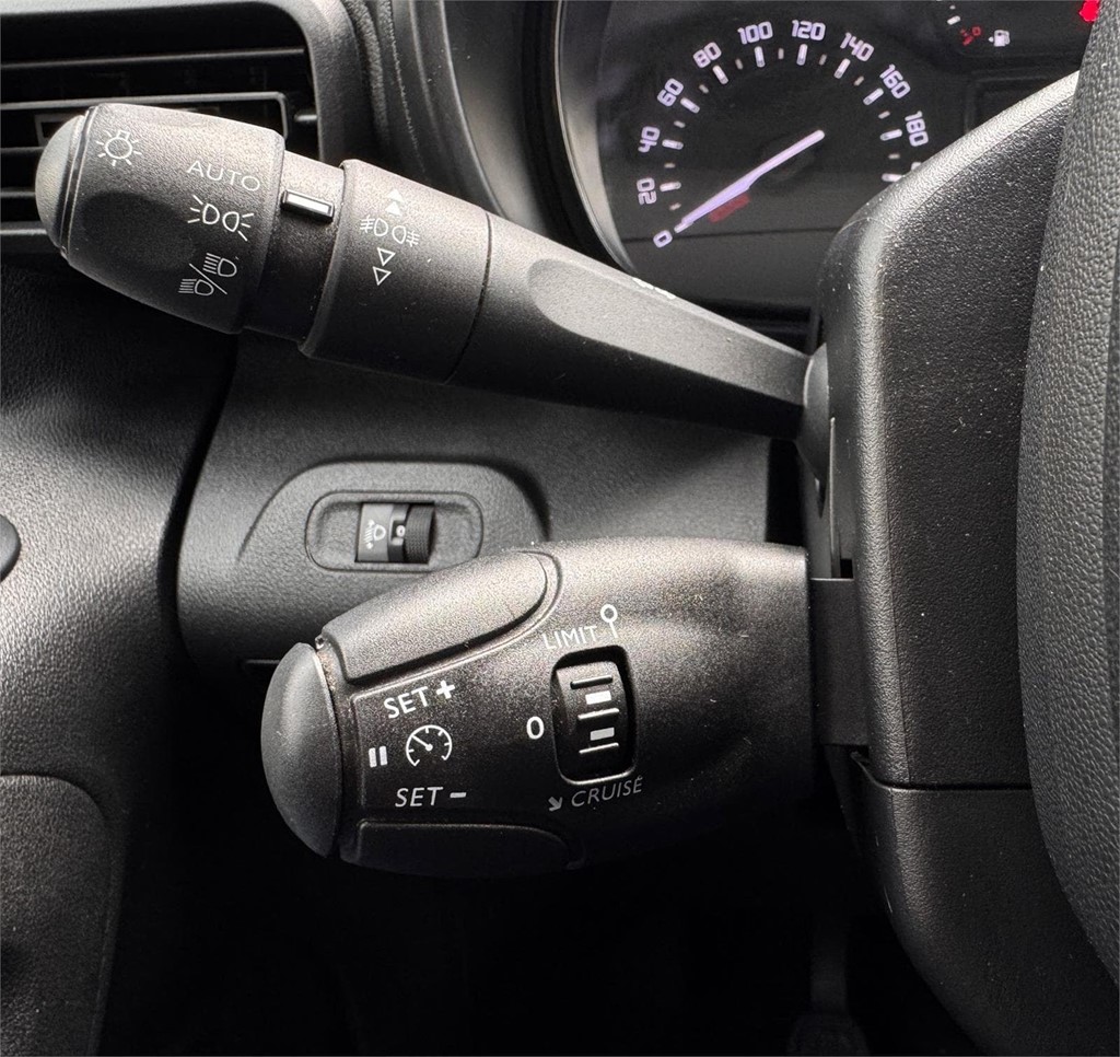 Foto 9 CITROEN-BERLINGO TALLA M 3 PLAZAS MODUWORK LTN 