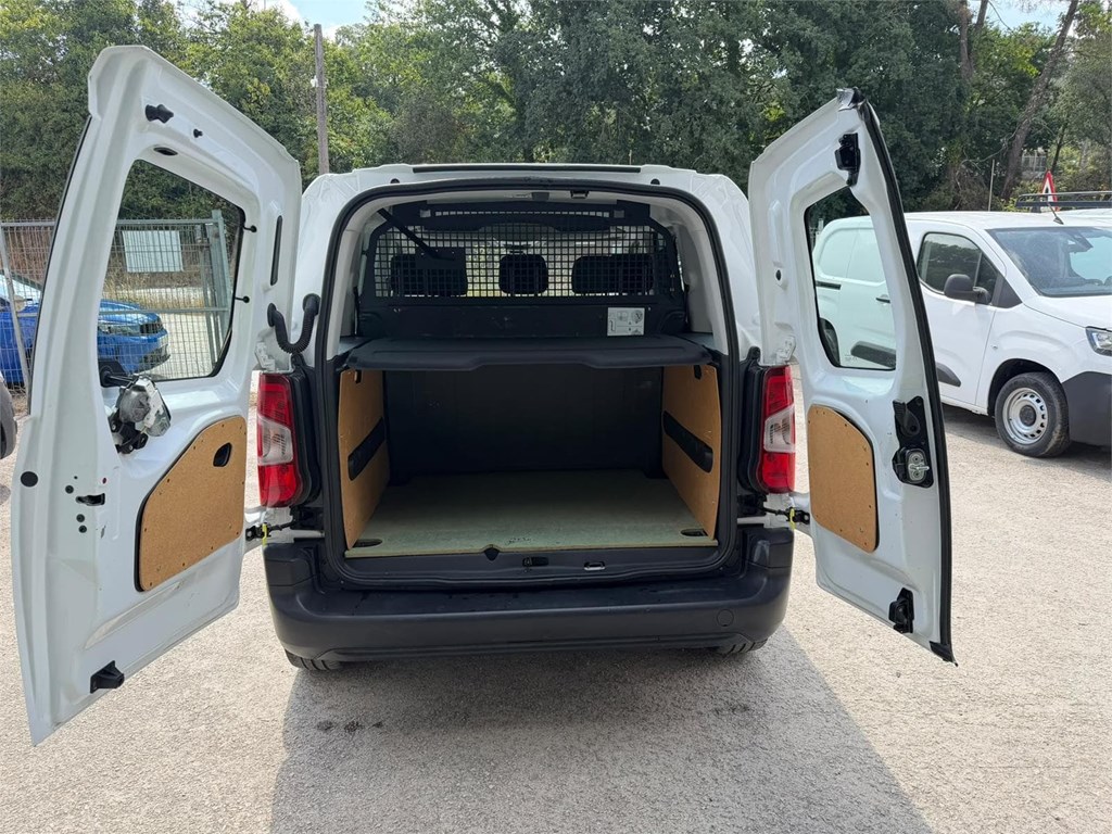 Foto 13 CITROEN-BERLINGO TALLA M COMBI 5 7LXP