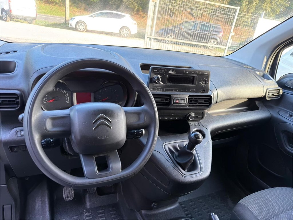 Foto 11 CITROEN-BERLINGO VAN TALLA M 8LSY