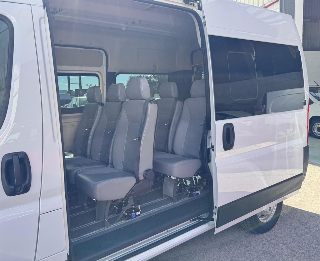 Foto 17 Citroën-Jumper 330 L2H2 Combi 9 Plazas Adaptada PMR 48LGC