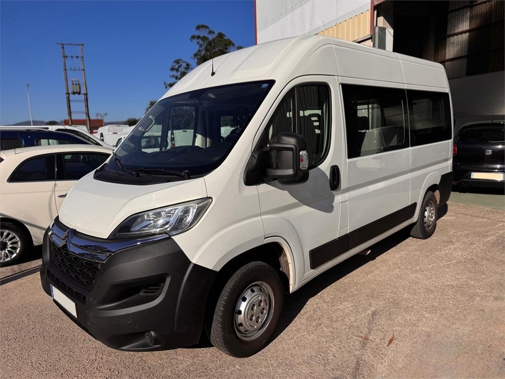 Foto 1 Citroën-Jumper 330 L2H2 Combi  con Elevador KJC