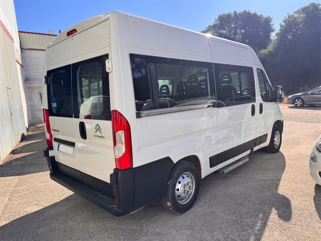Foto 4 Citroën-Jumper 330 L2H2 Combi  con Elevador