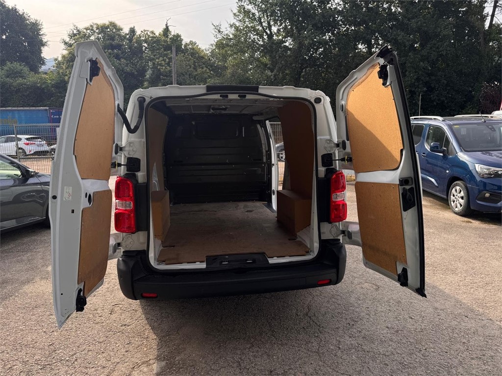 Foto 19 CITROEN-JUMPY XL S&S 