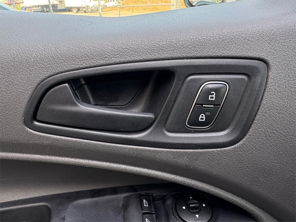 Foto 10 FORD-TRANSIT CONNEC