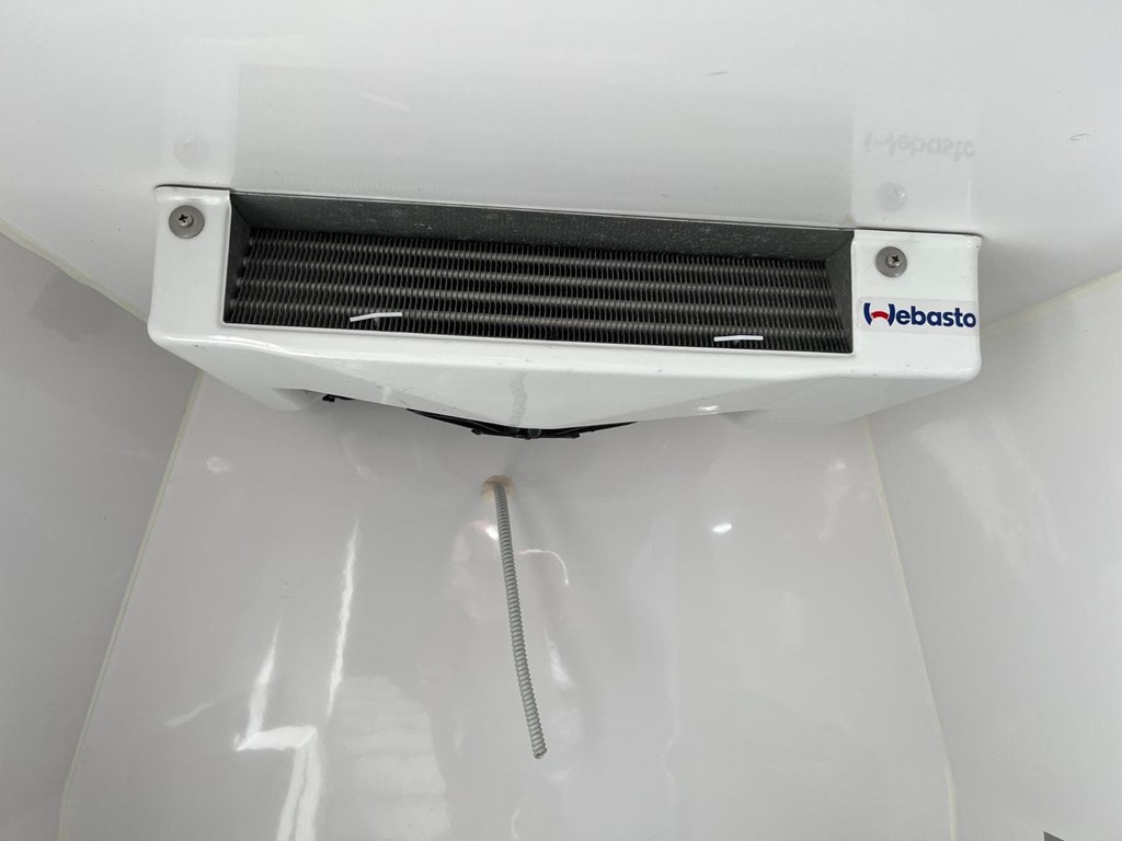 Foto 18 FORD-TRANSIT COURIER ISOTERMO CLIMA INT