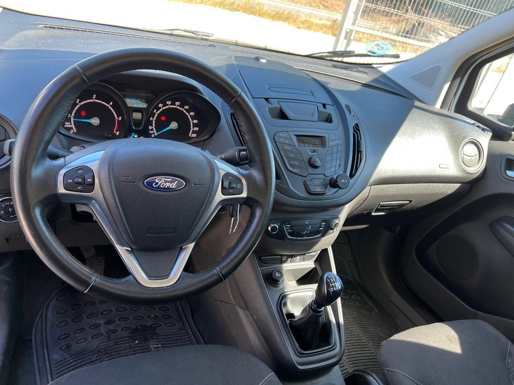 Foto 5 FORD-TRANSIT COURIER ISOTERMO CLIMA INT