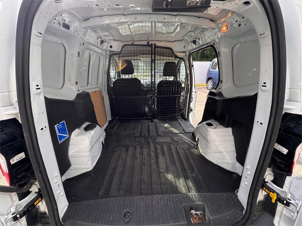 Foto 19 FORD-TRANSIT COURIER VAN
