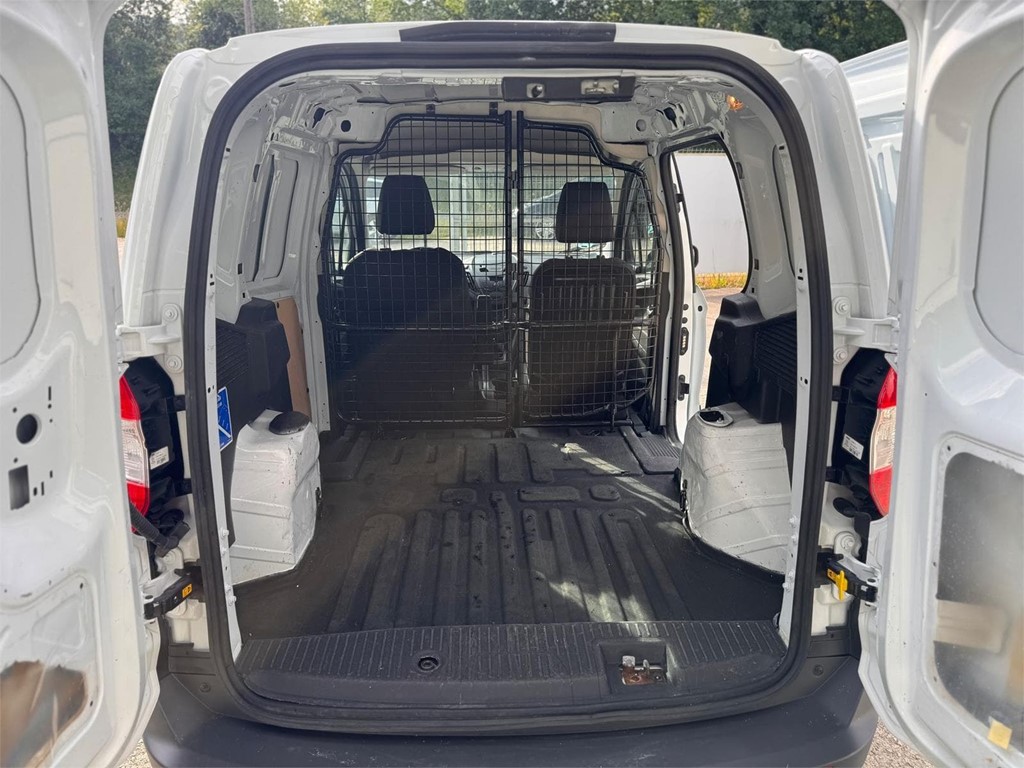 Foto 20 FORD-TRANSIT COURIER VAN