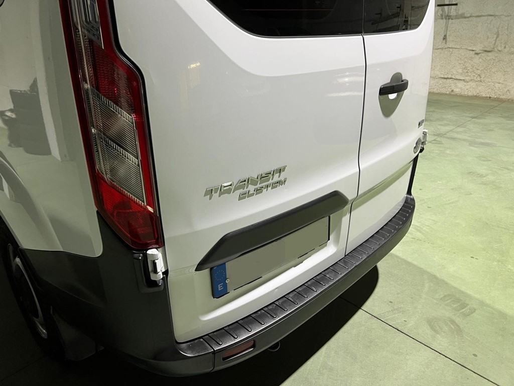 Foto 14 FORD-TRANSIT CUSTOM AMBIENTE 9 PLAZAS