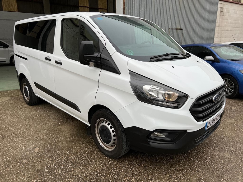 Foto 2 FORD-TRANSIT CUSTOM AMBIENTE 9 PLAZAS