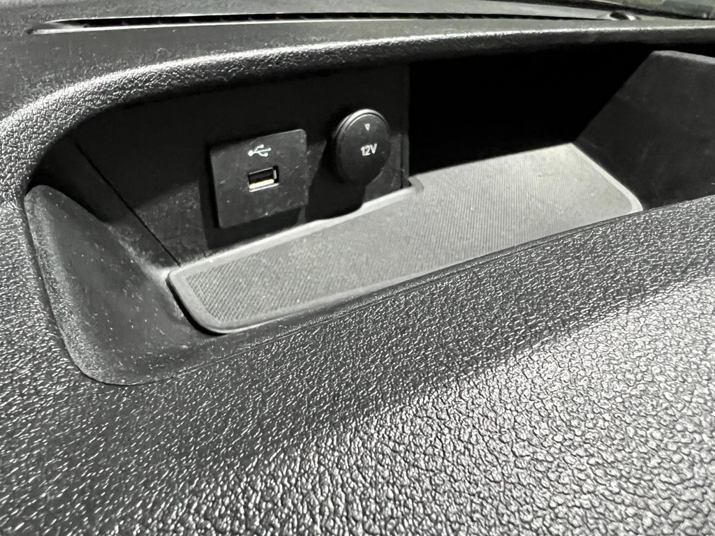Foto 9 FORD-TRANSIT CUSTOM AMBIENTE 9 PLAZAS