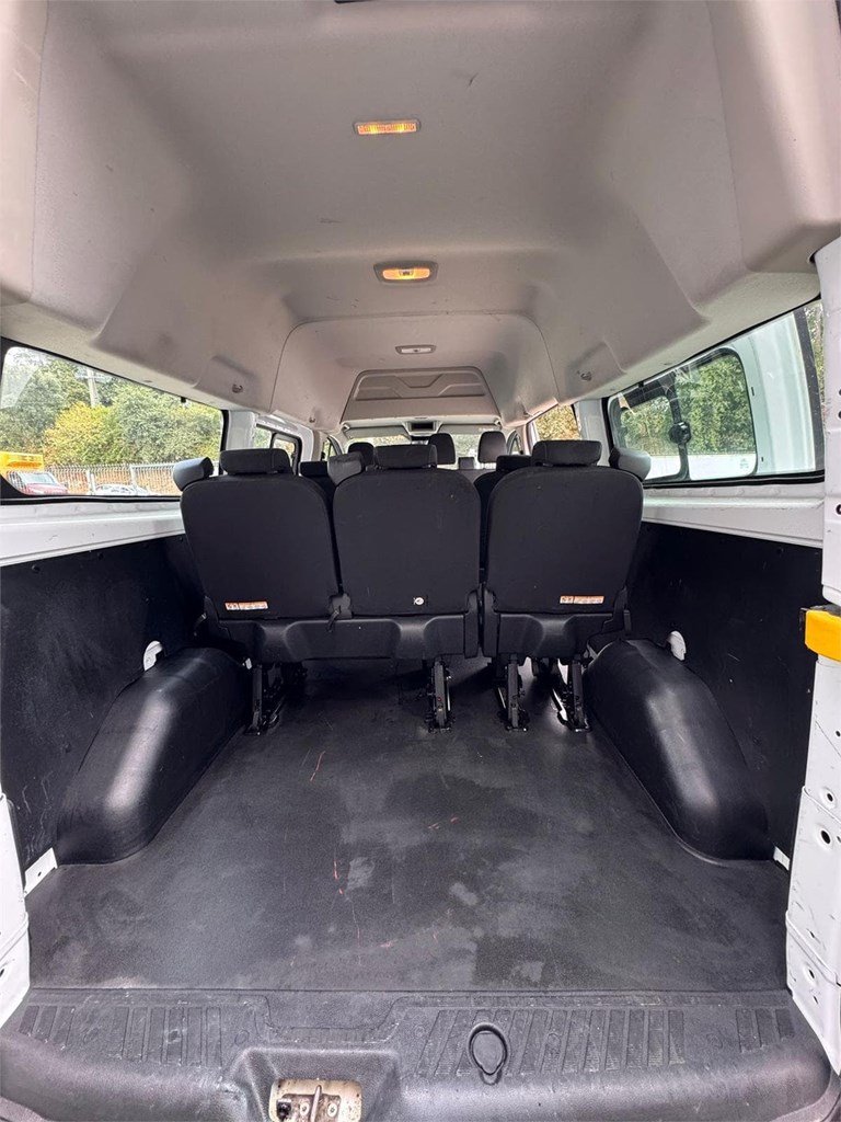 Foto 29 FORD-TRANSIT CUSTOM KOMBI 9 L2 LMJ