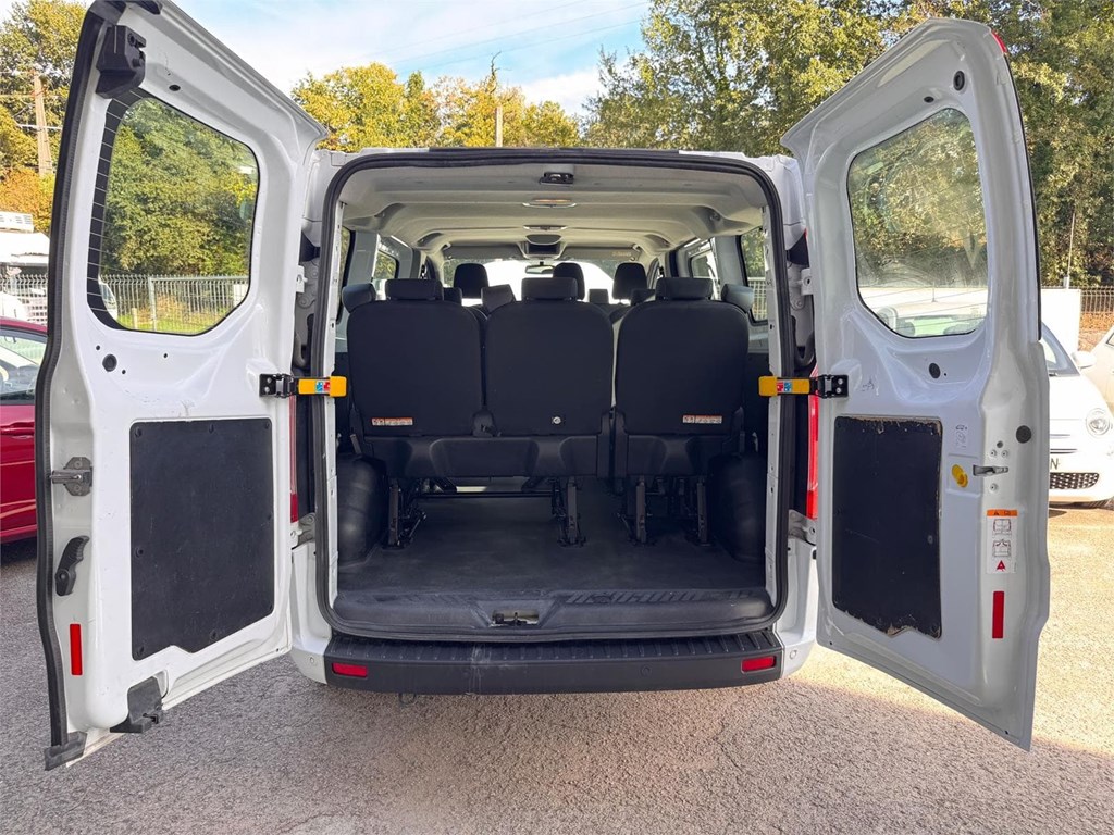 Foto 19 FORD-TRANSIT CUSTOM TREND COMBI 9   3MCJ
