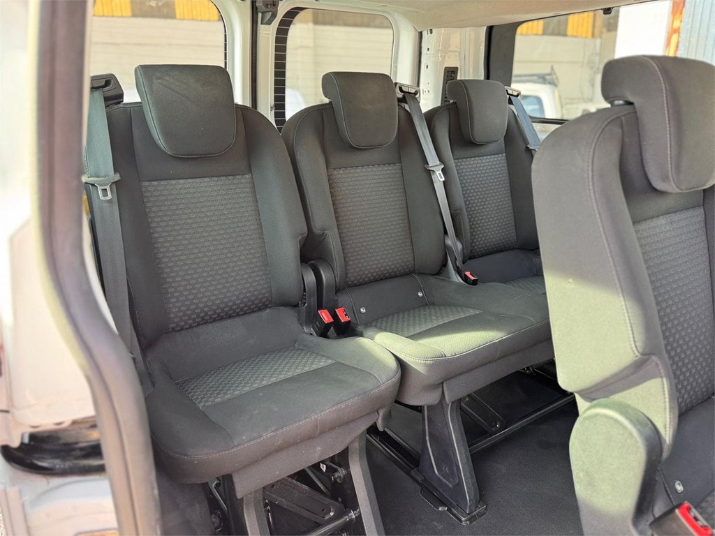 Foto 6 FORD-TRANSIT CUSTOM TREND COMBI 9   3MCJ
