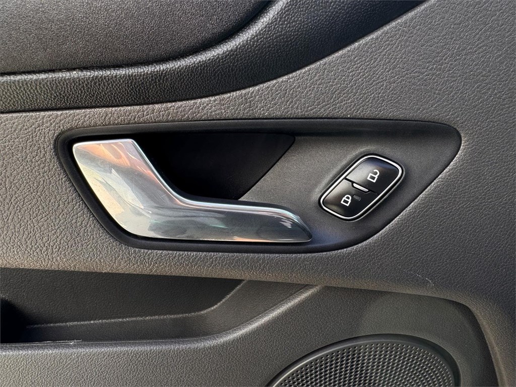Foto 6 FORD-TRANSIT CUSTOM VAN  HYBRID L1H1 4LRK