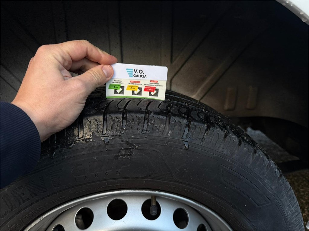 Foto 21 FORD-TRANSIT CUSTOM VAN HYBRID L1H1 53LRK