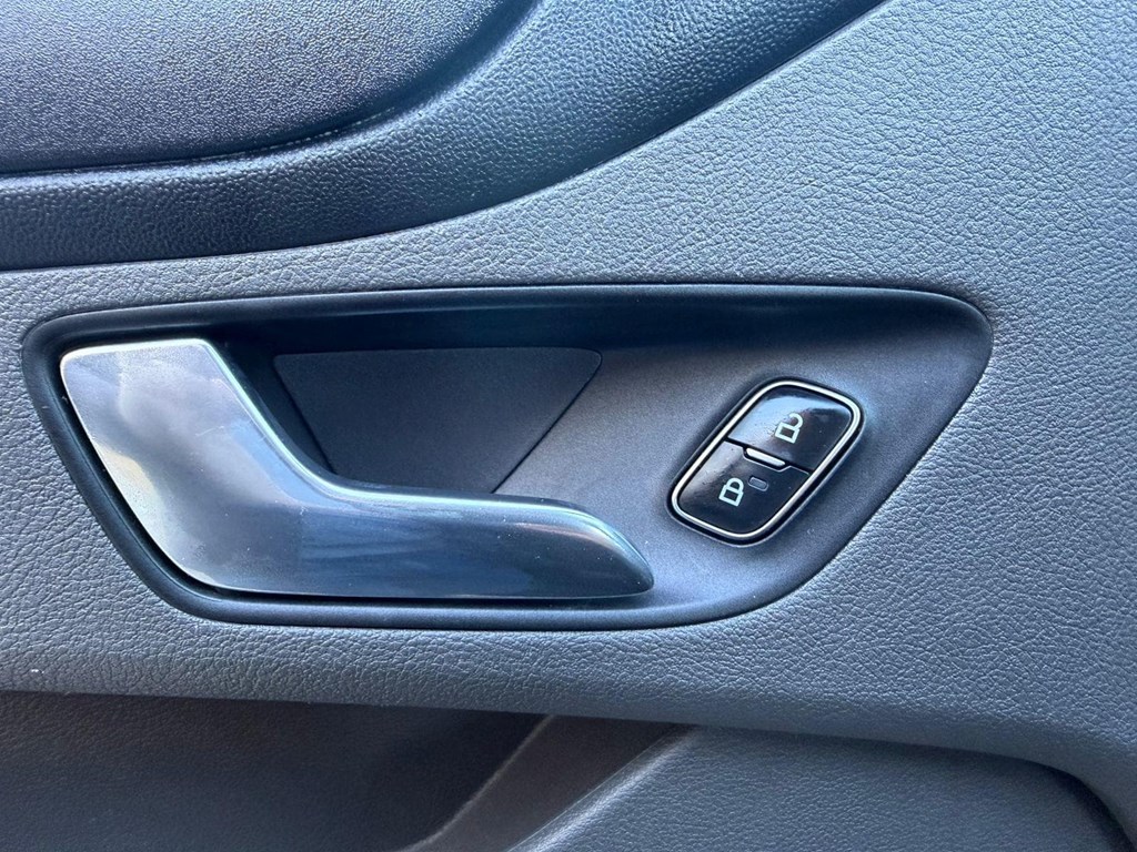 Foto 7  FORD-TRANSIT CUSTOM VAN HYBRID L1H1 6LXN