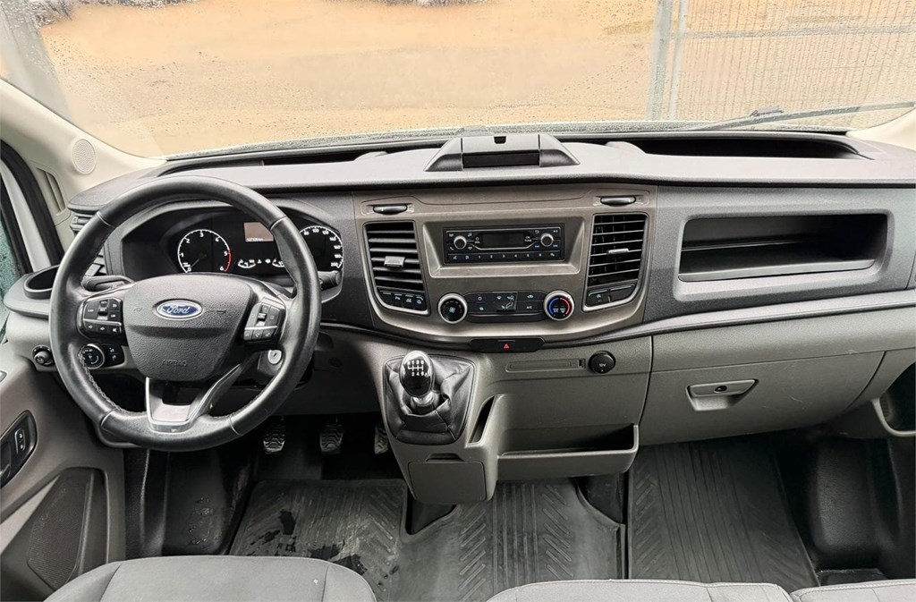 Foto 13 Ford-Transit Trend Doble Cabina 330 L2H2 6 Plazas + Carga LTM