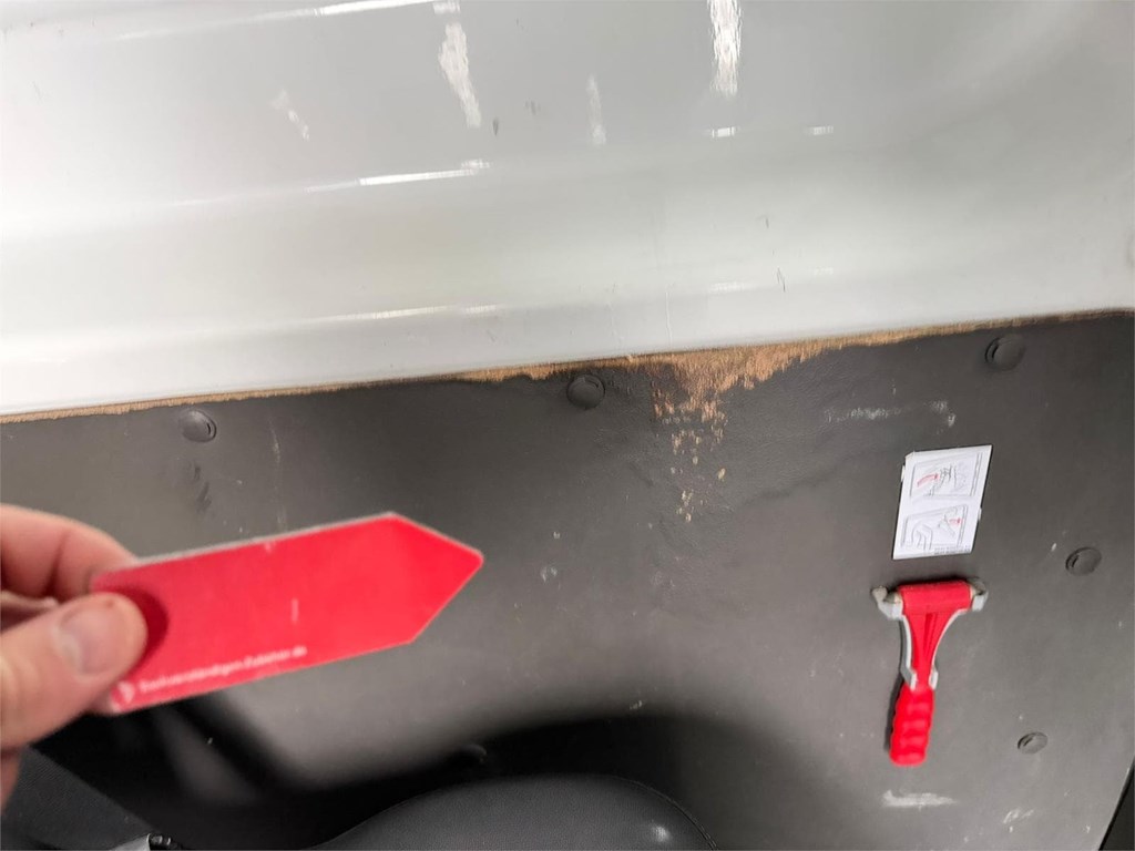 Foto 22 Ford-Transit Trend Doble Cabina 330 L2H2 6 Plazas + Carga LTM