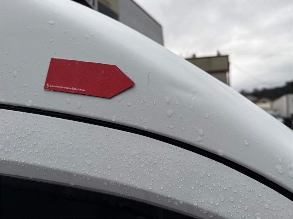 Foto 26 Ford-Transit Trend Doble Cabina 330 L2H2 6 Plazas + Carga LTM