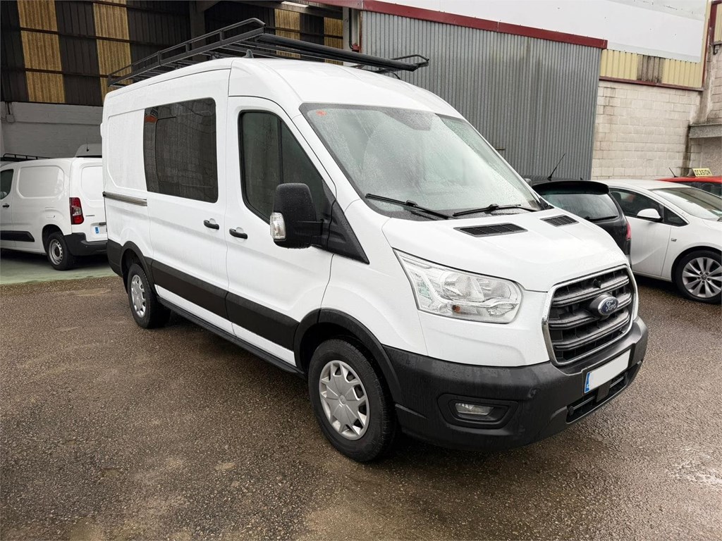 Foto 2 Ford-Transit Trend Doble Cabina 330 L2H2 6 Plazas + Carga LTM