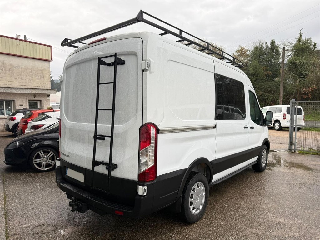 Foto 4 Ford-Transit Trend Doble Cabina 330 L2H2 6 Plazas + Carga LTM