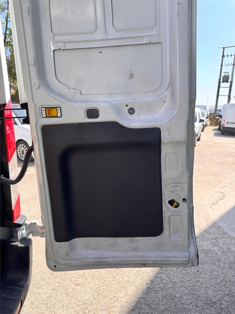 Foto 22 Ford-Transit Trend Doble Cabina 350 L3H2  6 Plazas + Carga LSS