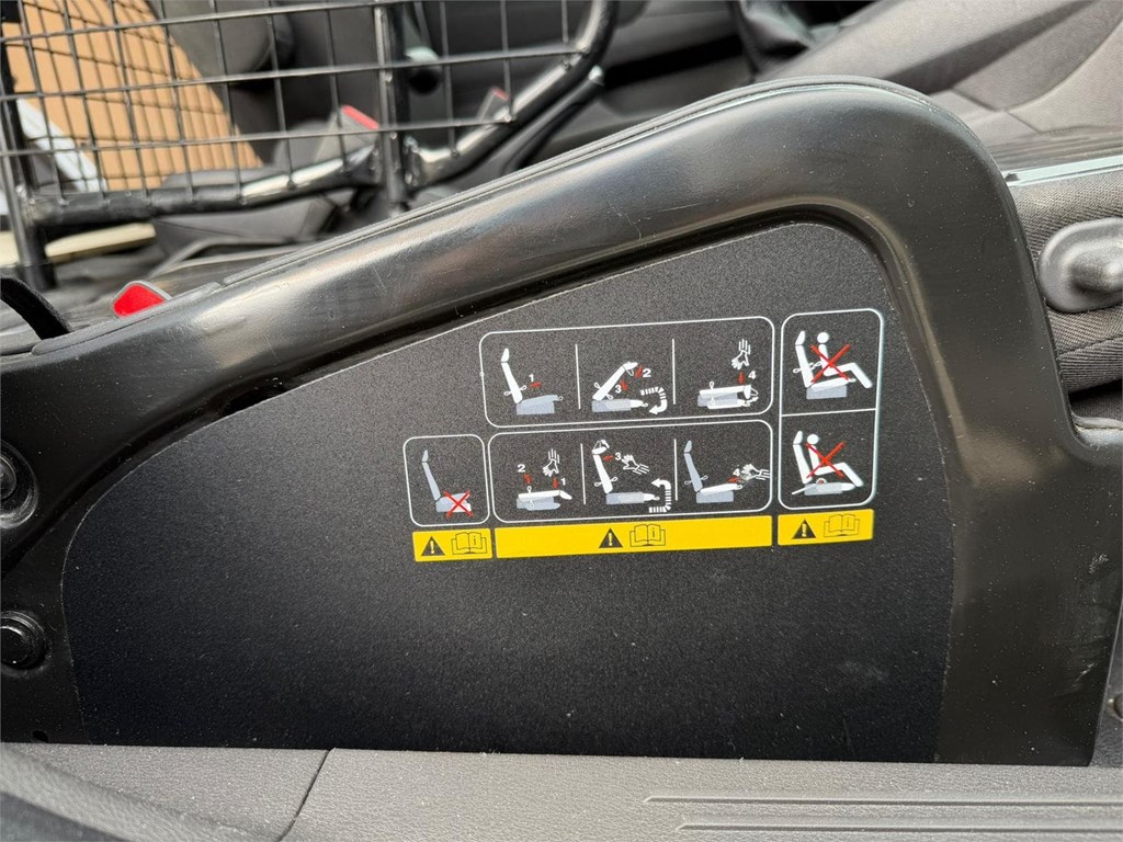 Foto 10 FORD-TRASIT COURIER VAN TREND 6LPH