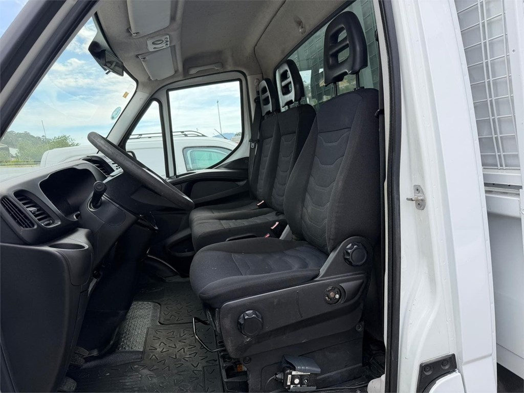 Foto 13 IVECO-DAILY 35C14 BASCULANTE  6KXJ