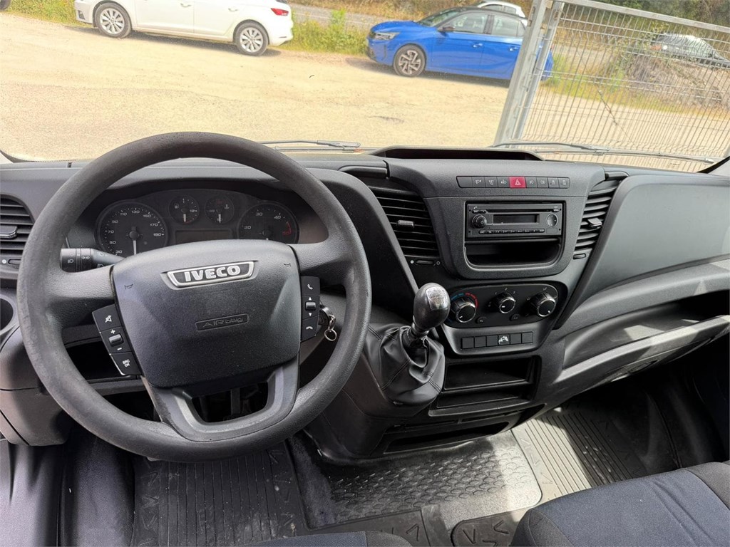Foto 15 IVECO-DAILY 35C14 BASCULANTE  6KXJ