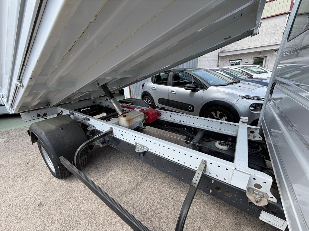 Foto 7 IVECO-DAILY 35C14 BASCULANTE  6KXJ